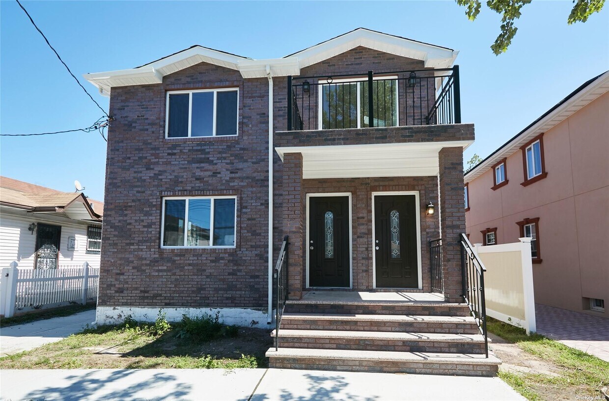 Foto principal - 144-11 228th St