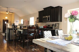 Building Photo - 3731 Alexander Arbor Dr
