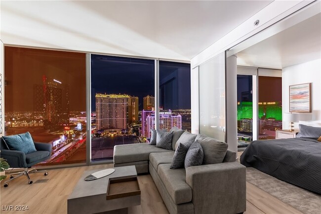 Foto del edificio - 3722 Las Vegas Blvd S
