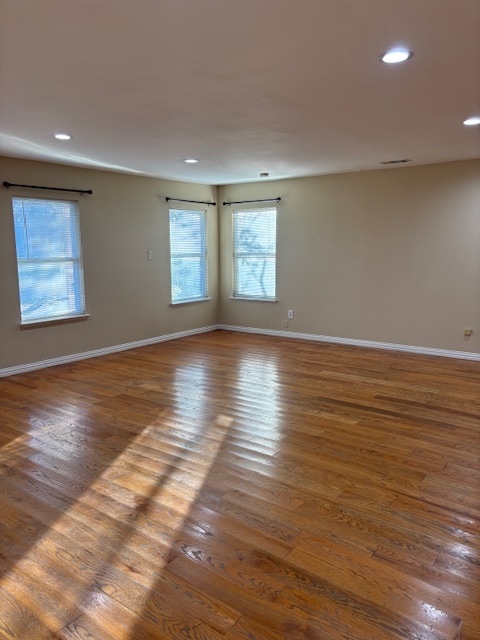 Building Photo - 3745 Durango Dr