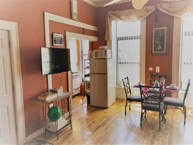 Foto del interior - 13 Halsey St