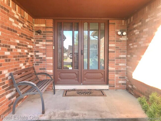 Foto del edificio - 37147 Evergreen Dr