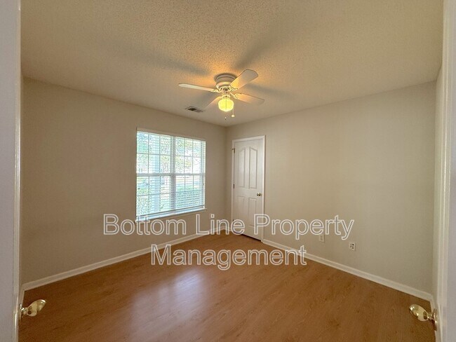 Building Photo - 12334 Heritage Hills Ln