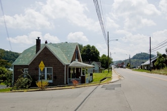 Building Photo - 306 N Jefferson Ave