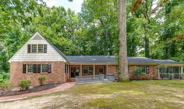 Building Photo - 5001 Southmoor Rd