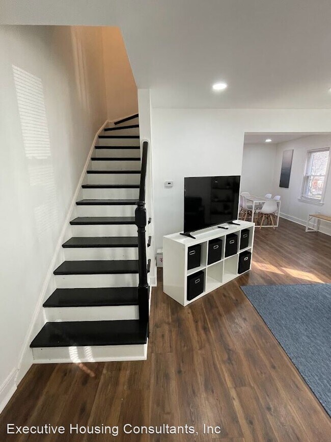 Building Photo - 4 br, 2 bath House - 4931 11th St NE