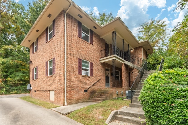 Building Photo - 2211 Morehead Ave