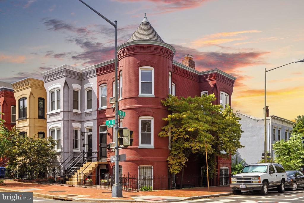 Primary Photo - 320 6th St NE