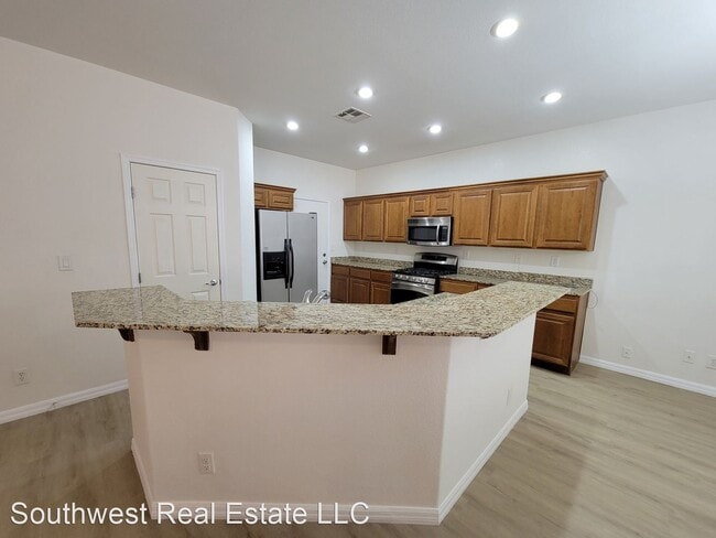 Building Photo - 497 Newberry Springs Dr