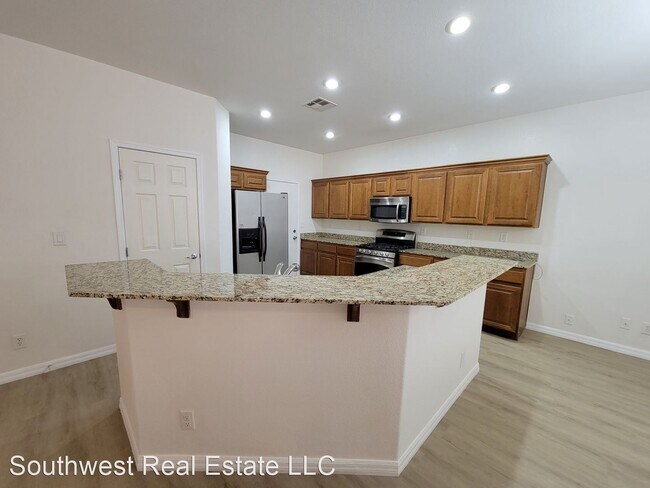 Foto del edificio - 497 Newberry Springs Dr