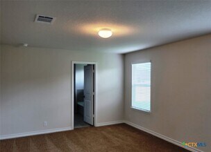 Building Photo - 618 Cypress Ct