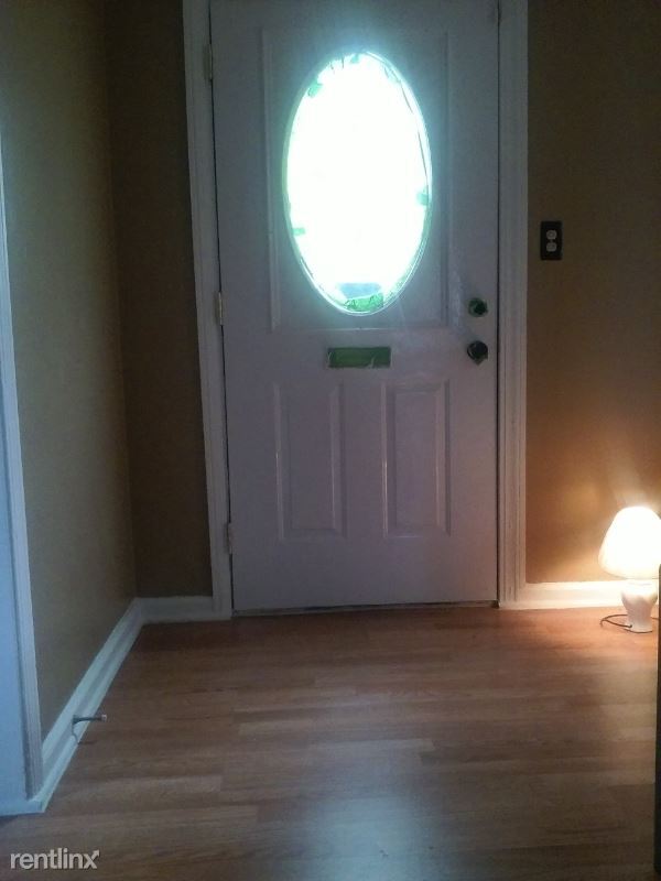 Foto del edificio - 3 br, 1 bath House - 8957 Sussex St