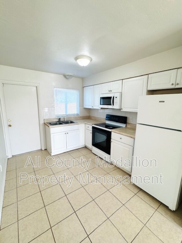 Foto del edificio - 120 Gordon Ave S