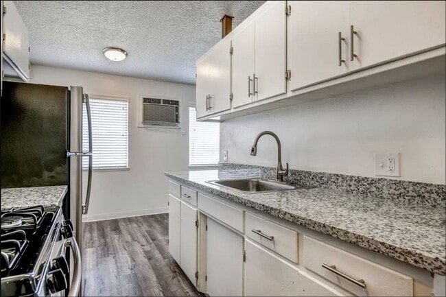 Interior Photo - Come home to comfort