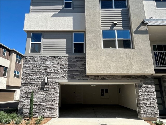 Building Photo - 3548 Indigo Privado