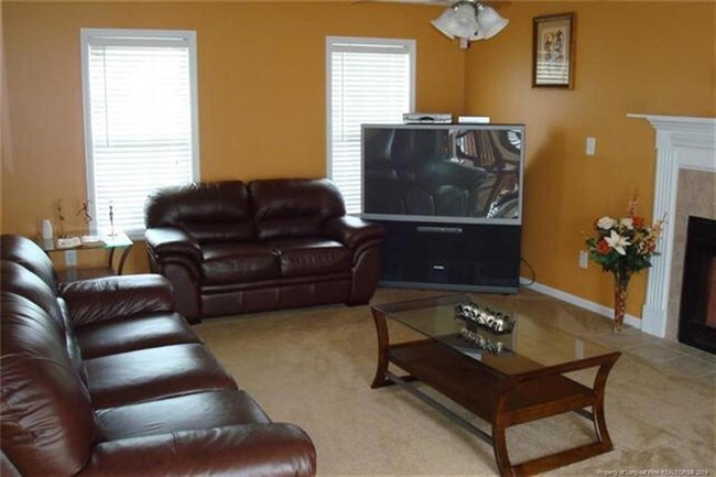 Building Photo - 1203 Grackle Dr