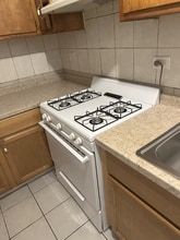 Building Photo - 3110 W 59th St
