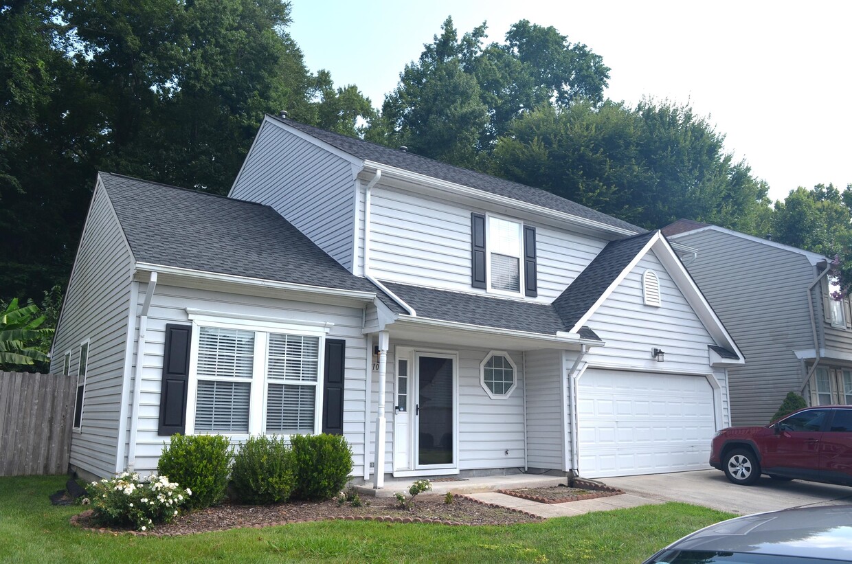 Primary Photo - 3108 Guardhouse Cir
