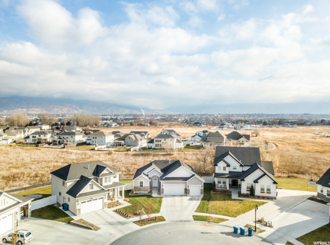 Building Photo - 237 S Chardonnay Cir