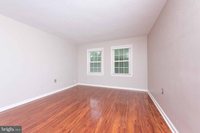 Foto del edificio - 6512 Boulevard View