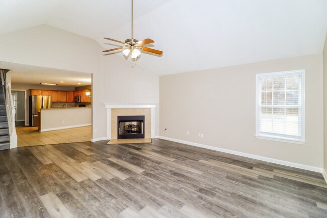 Foto del edificio - 7296 Amberly Way Dr