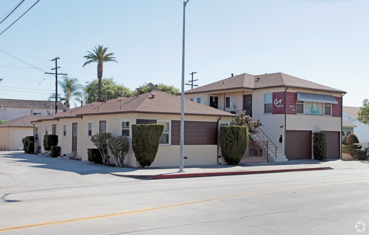 Primary Photo - 6416 State St