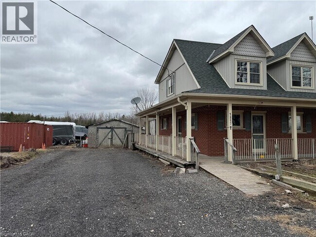 Photo du bâtiment - 1817 Regional Rd 97