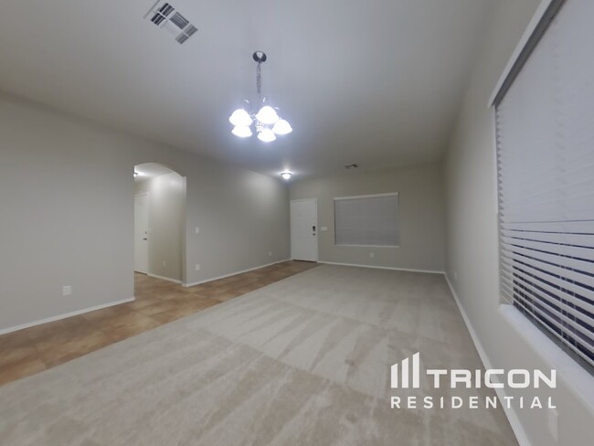 Foto del edificio - 15034 N 146th Ln