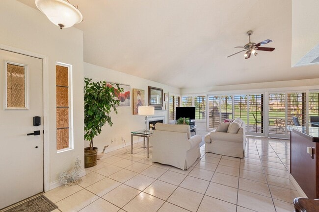 Building Photo - 77784 Woodhaven Dr S