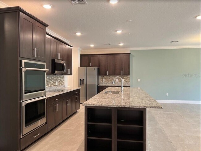 Foto del edificio - 24470 NW 6th Rd