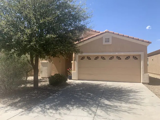 Photo - 2227 E Stone Stable Dr House