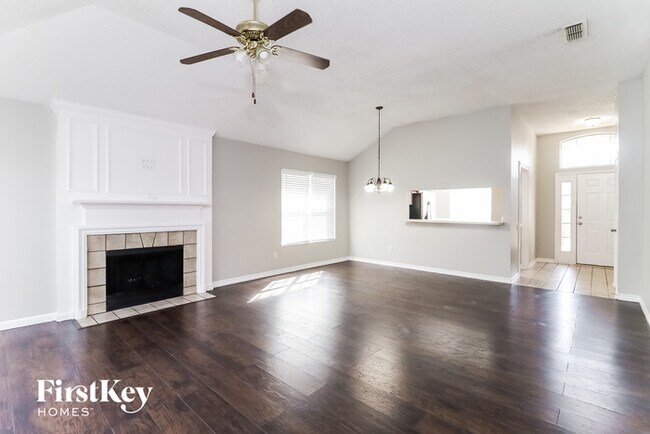 Foto del edificio - 2604 Country Creek Ln