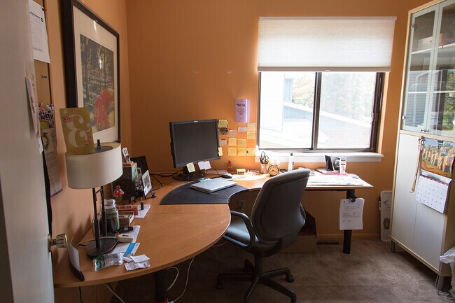 Foto del edificio - 2210 Woodleaf Ct