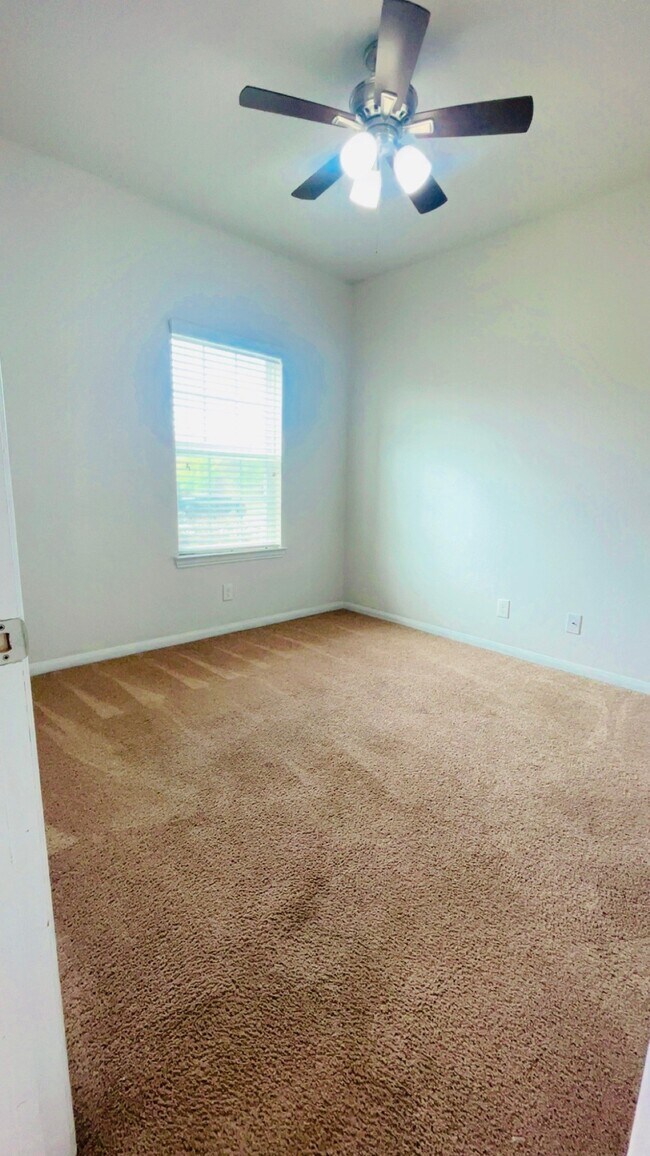 Foto del edificio - 8626 Willet St