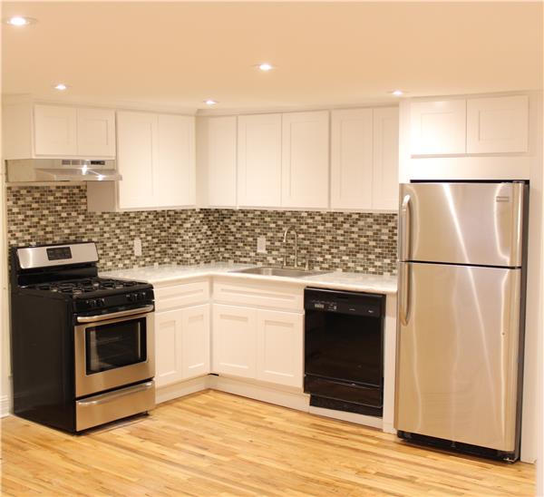 Foto principal - 633 Carlton Ave