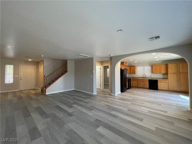 Building Photo - 9135 Iron Cactus Ave