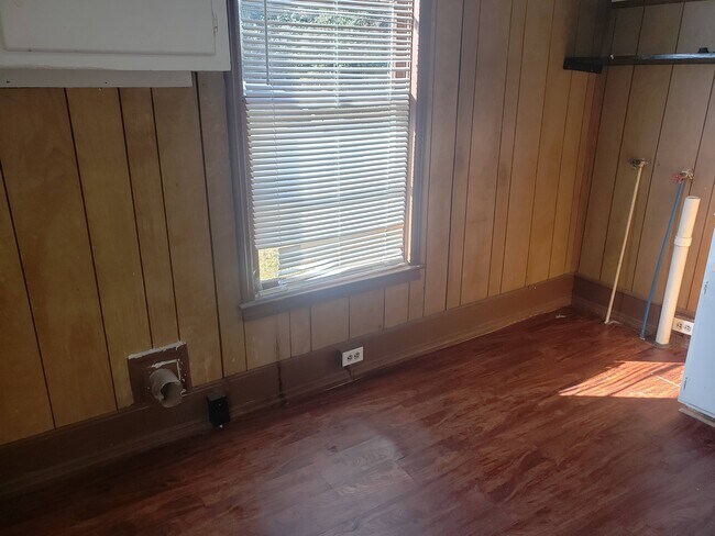 Foto del edificio - 31 Perry Ave