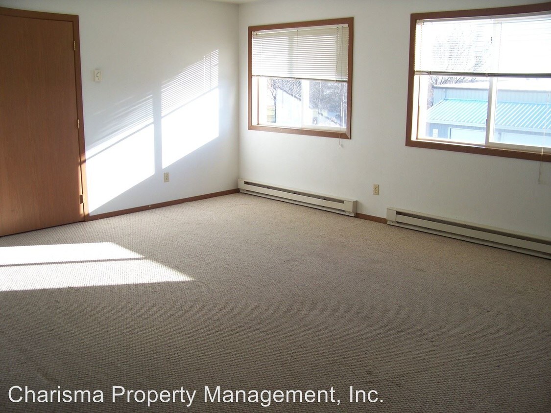 Foto principal - 307 E 9th St