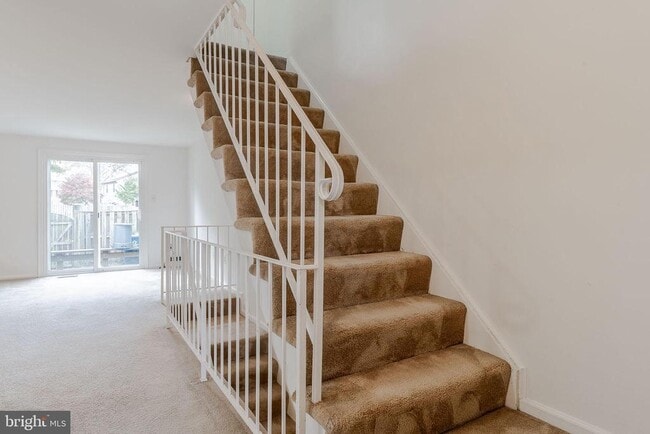 Building Photo - 14405 Black Horse Ct