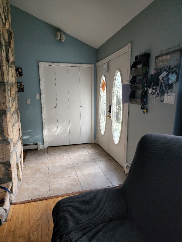Building Photo - 105 Halesite Dr