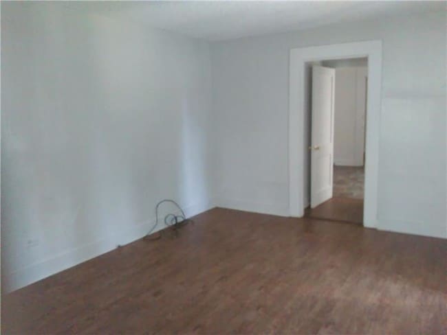 Building Photo - 602 1/2 N McGuire Ave