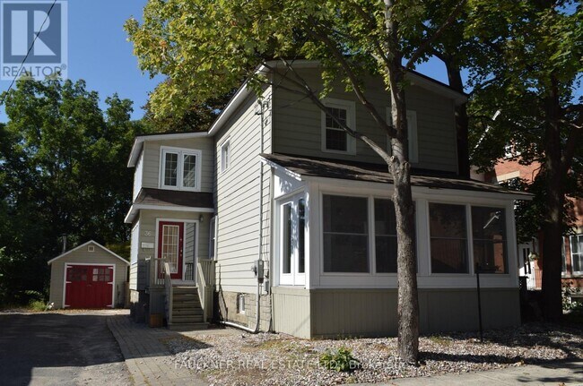 Building Photo - 36 Gwynne Ave