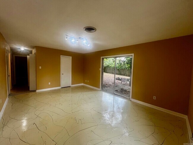 Building Photo - 9114 Tanya Dr