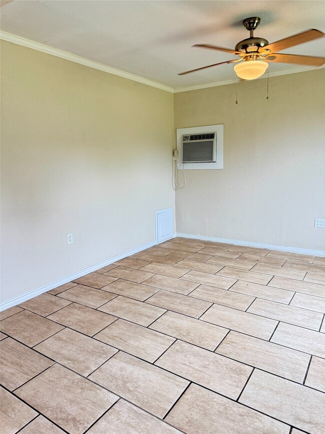 Building Photo - 17433 Cr-945