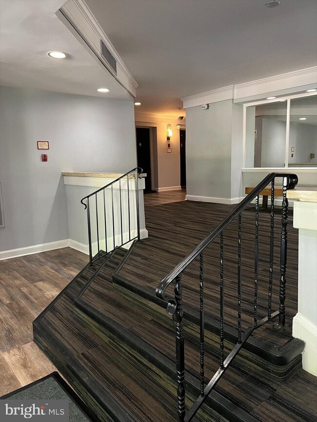 Entrance - 4360 Ivymount Ct