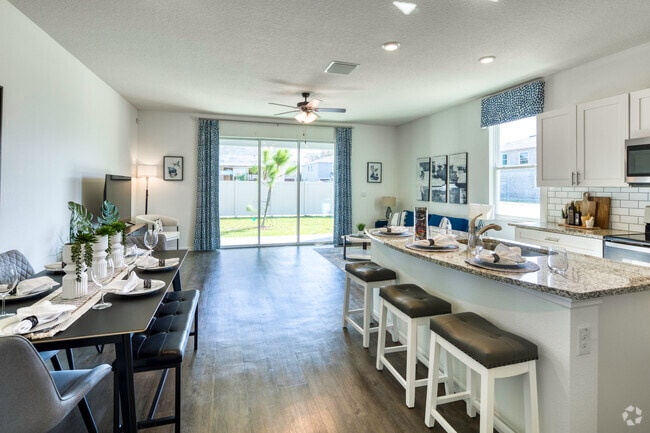 Interior Photo - Oak Haven