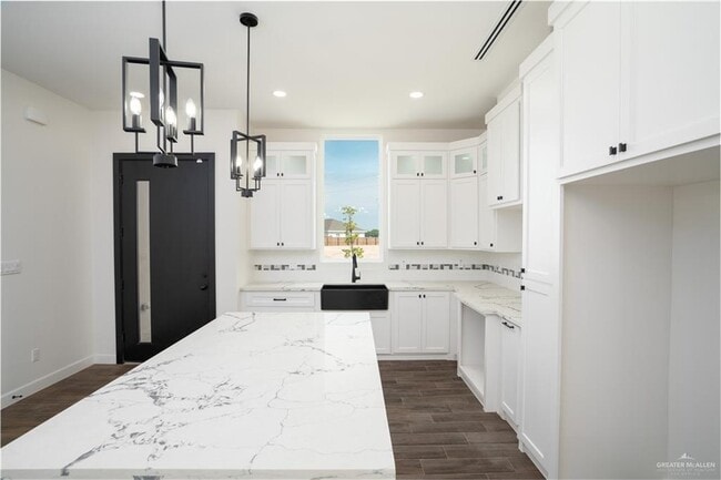 Building Photo - 3319 Marla Ct