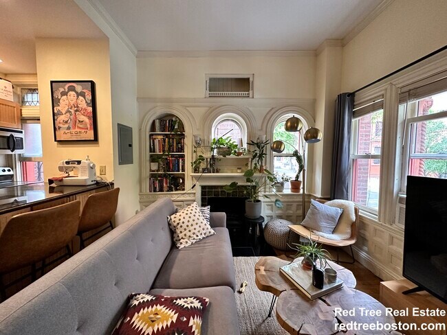 Foto del edificio - 197 Commonwealth Ave