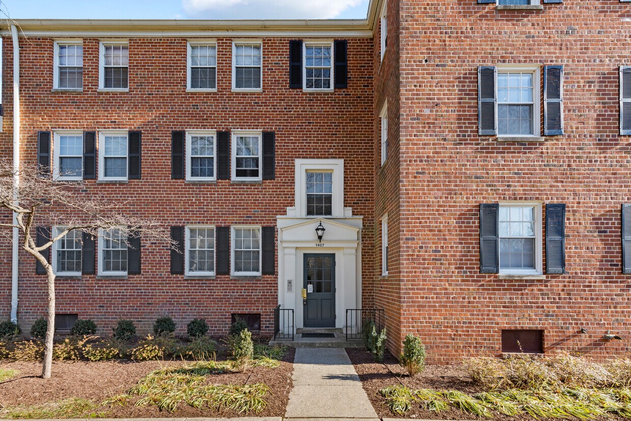 Foto principal - 1407 Belle View Blvd