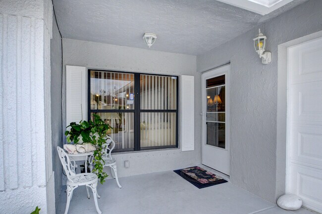 Foto del edificio - 5882 Lincoln Cir W